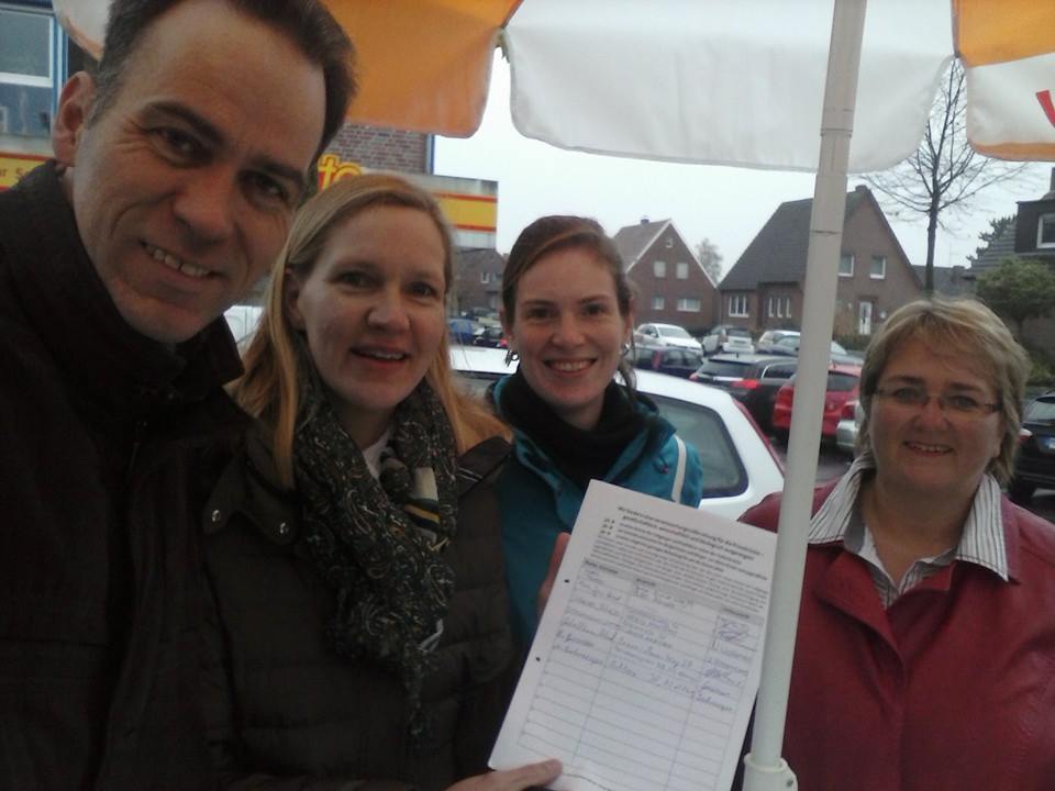 von rechts nach links: Astrid Bhl, Fraktionsvorsitzende in der Bezirksvertretung Hiltrup, Teresa Kues, Bezirksvertreterin, Carmen Greefrath, stellvertretende Vorsitzende der Ortsunion, und Stefan Leschniok, Ratsherr fr Hiltrup-Mitte