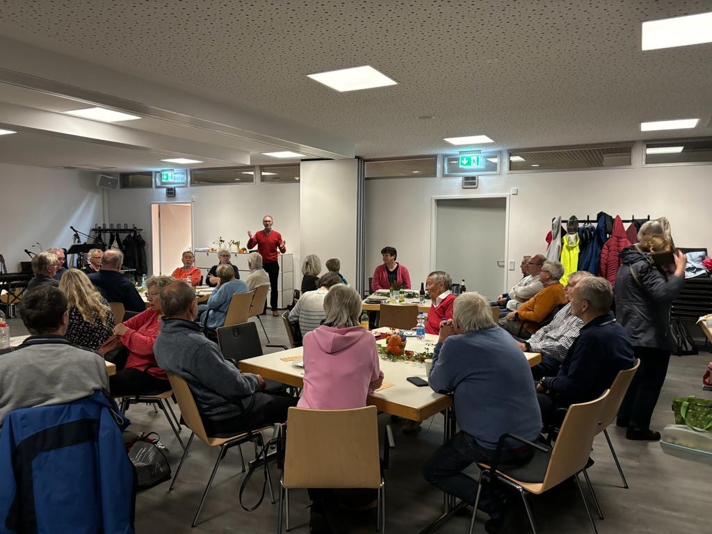 Eine gut besuchte Veranstaltung mit vielen Interessierten Brgern